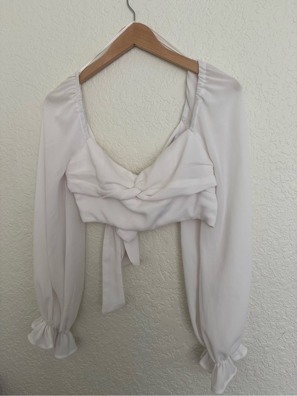 Princess Polly White Liliana Long-Sleeve Tie-Back Crop Top size 6